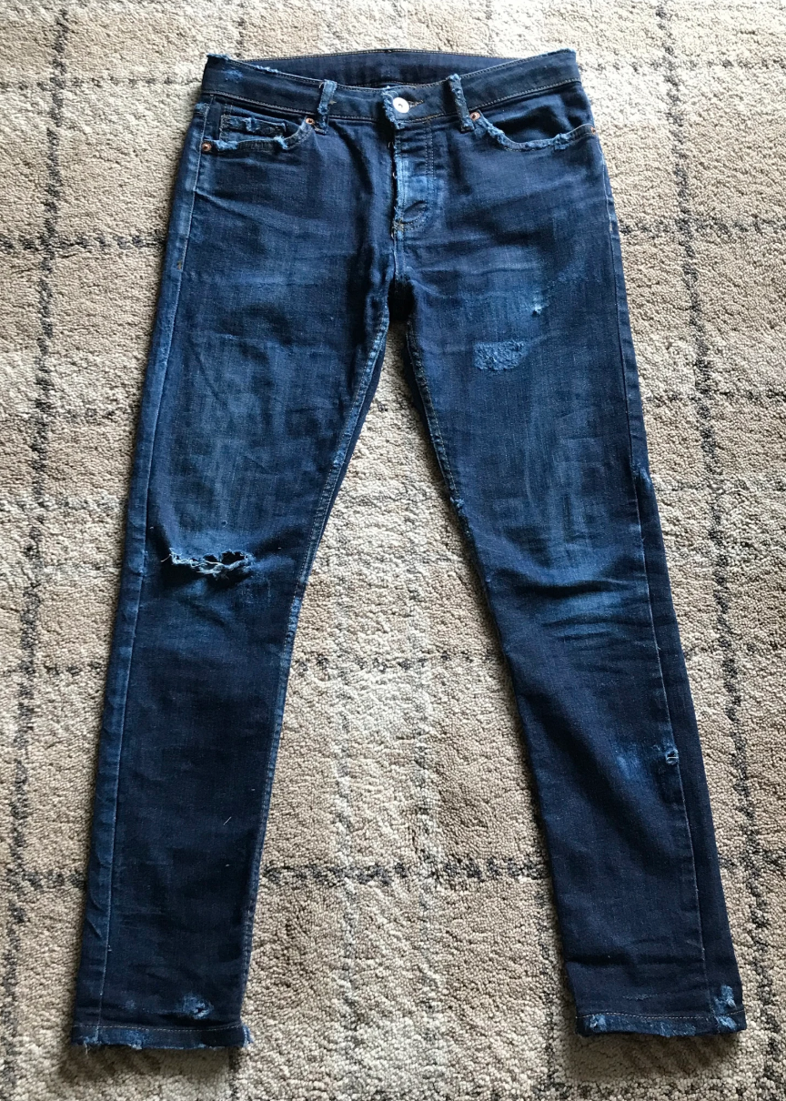 Dark Wash Distressed Skinny Jeans (S)